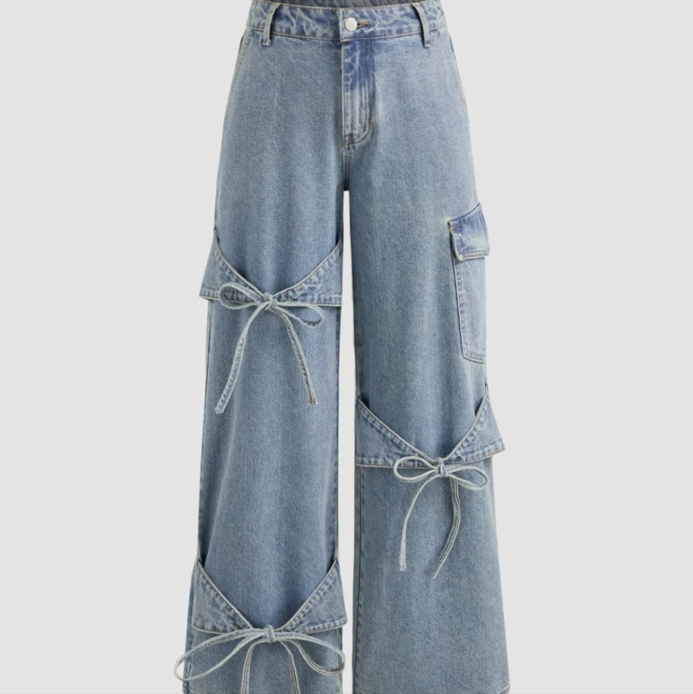 NWOT Cider Bow Jeans
